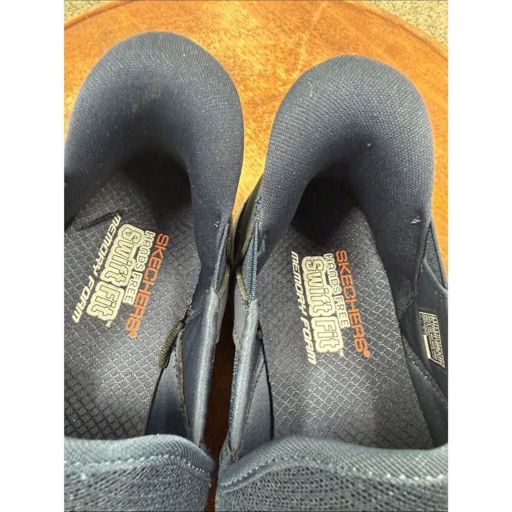 Skechers Shoes Mens 8.5 Hands Free Swift Fit Slip On Sneakers Memory Foam Casual